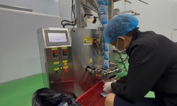 Bắt cặp vợ chồng cầm đầu đường dây sản xuất thực phẩm chức năng giảm cân chứa chất cấm