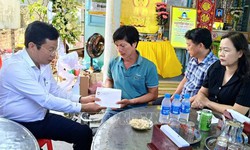 Hỗ trợ khẩn cấp các gia đình nạn nhân vụ xe ô tô lao xuống vực ở Lâm Đồng