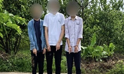 Bắt 4 thiếu niên chặn đường cướp xe máy trong đêm ở Hà Nội