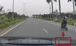 Nam sinh điều khiến xe máy điện 'vượt mặt' ô tô chạy hơn 80km/h