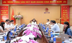 Xây dựng Nghị định mới về khám chữa bệnh phải tháo gỡ vướng mắc, không phát sinh thêm thủ tục