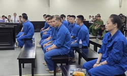 Nhóm đối tượng lập tài khoản 'Huấn Hoa Hồng' để lừa đảo vay tiền