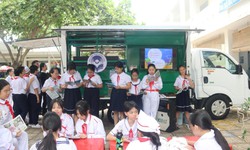 'Chuyến xe tri thức' lan tỏa văn hóa đọc tại Khánh Hòa