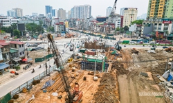 Cầu vượt Vành đai 1 dần thành hình, kỳ vọng giảm áp lực giao thông nội đô