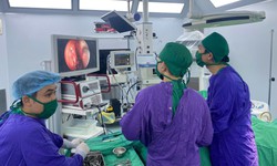Vá rò dịch não tủy qua đường mũi, cứu 2 bệnh nhân trẻ