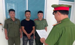 Bắt nhân viên quán karaoke đánh khách phải nhập viện cấp cứu