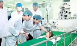 Hàng trăm phần quà đến với bệnh nhi dịp 1/6