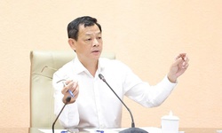 Thứ trưởng Nguyễn Tri Thức yêu cầu đẩy nhanh tiến độ triển khai bệnh án điện tử và cơ sở dữ liệu y tế
