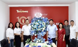 Thứ trưởng Bộ Y tế Đỗ Xuân Tuyên chúc mừng Báo Tiền Phong nhân dịp 101 năm Ngày Báo chí Cách mạng Việt Nam