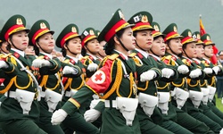 Chi tiết bảng lương sĩ quan và phụ cấp chức vụ lãnh đạo quân đội theo mức lương cơ sở 2,53 triệu đồng