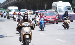 Nắng nóng thiêu đốt sắp vào đỉnh điểm, bão Mekhala vẫn tiếp tục mạnh lên
