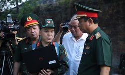 Cận cảnh khảo sát các điểm nghi có mộ tập thể liệt sĩ ở Huế bằng rađa xuyên đất