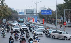 Hà Nội siết quản lý phương tiện của công nhân và xe kinh doanh vận tải