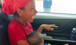 Thông tin mới vụ người mẹ cùng 2 con nhỏ đi bộ dọc quốc lộ nhiều ngày giữa nắng gắt