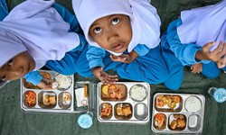Tham vọng về suất ăn miễn phí cho 80 triệu người Indonesia biến thành thảm họa