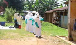 Chuyên gia nói gì về nguy cơ Ebola bùng phát thành đại dịch toàn cầu?