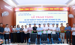 Trao 520 xe lăn, tiếp thêm cơ hội hòa nhập cho người khuyết tật Nghệ An