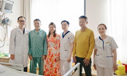 Loại bỏ khối u não 8 cm, bệnh nhân Campuchia tự đi lại chỉ sau 2 ngày phẫu thuật