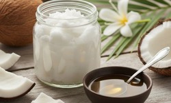 Nên dùng dầu dừa hay dầu ô liu để làm đẹp da?