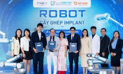 Nha khoa Nhân Tâm tiếp nhận chuyển giao robot cấy ghép implant