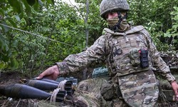 Thủ đô Ukraine rung chuyển bởi nhiều đợt tên lửa Nga tấn công