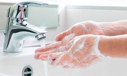 Bộ Y tế đình chỉ lưu hành, thu hồi 2 lô mỹ phẩm Dr. Clean và kem bôi da Young Rau Má
