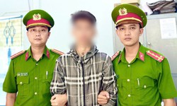 Dùng kiếm chém người sau trận bóng đá giao hữu