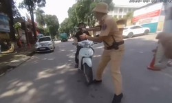 Thanh niên mang ma túy lao xe vào CSGT khi bị yêu cầu dừng xe
