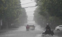 Nguyên nhân Nam Bộ mưa dông liên tiếp, thời tiết diễn biến phức tạp