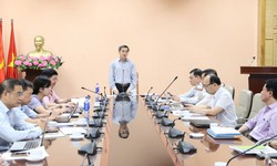 Thứ trưởng Trần Văn Thuấn: Khung chương trình thực hành phải dựa trên năng lực, đủ kiến thức, bảo đảm an toàn người bệnh