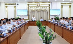 TPHCM: 7 tháng tăng trưởng tích cực, áp lực về đích 2 con số còn lớn