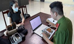Bày bán hàng trăm sản phẩm giả mạo thương hiệu nổi tiếng, chủ cửa hàng ở Phú Thọ bị khởi tố