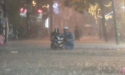 Bão Saudel tái sinh, phát triển thành bão trên Biển Đông