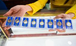 Chốt giá vàng hôm nay ngày 4/8 diễn biến rất lạ