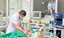 Lầm cúm với cảm vặt, người cao tuổi có thể gặp biến chứng thậm chí tử vong