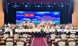 Nhiều cán bộ y tế được khen thưởng sau đợt khám sức khỏe quân, dân ở Trường Sa