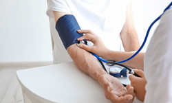 6 dấu hiệu cảnh báo bệnh không lây nhiễm chớ nên xem thường