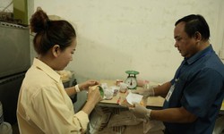 Hơn 40 người nhập viện nghi ngộ độc sau khi ăn bánh mì