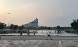 Đi bộ sau tuổi 50 bao nhiêu là đủ để giữ cơ và xương?