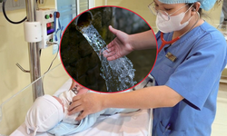 Bé 7 ngày tuổi sốt 39 độ C, suy hô hấp do vi khuẩn trong nguồn nước