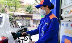 Chính phủ kéo dài chính sách thuế với xăng, dầu đến hết năm 2026