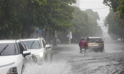 Cảnh báo mưa dông mạnh ở Nam Bộ, nước sông Đồng Nai lên cao