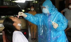 H&#224; Tĩnh: Lấy mẫu x&#233;t nghiệm SARS-CoV-2 cho to&#224;n bộ người d&#226;n trong phong tỏa