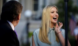 Ivanka Trump đ&#243;ng cửa c&#244;ng ty thời trang để to&#224;n t&#226;m gi&#250;p cha