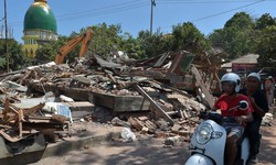 Động đất ở Lombok, Indonesia: sơ t&#225;n 4000 du kh&#225;ch