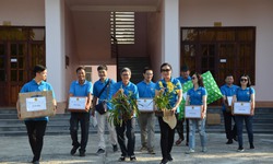 C&#244;ng đo&#224;n Y tế Việt Nam đến với c&#225;n bộ chiến sĩ huyện đảo Trường Sa