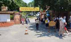 Vui chơi ng&#224;y lễ, đừng qu&#234;n ph&#242;ng dịch
