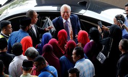 Cựu Thủ tướng Malaysia Najib Razak b&#225;c bỏ mọi c&#225;o buộc trước to&#224;
