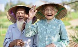 Tuổi gi&#224; v&#224; những nguy cơ do biến đổi cơ thể