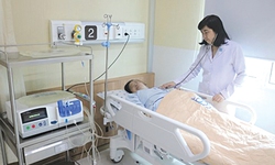 Lọc màng bụng tự động giúp người suy thận sống khỏe